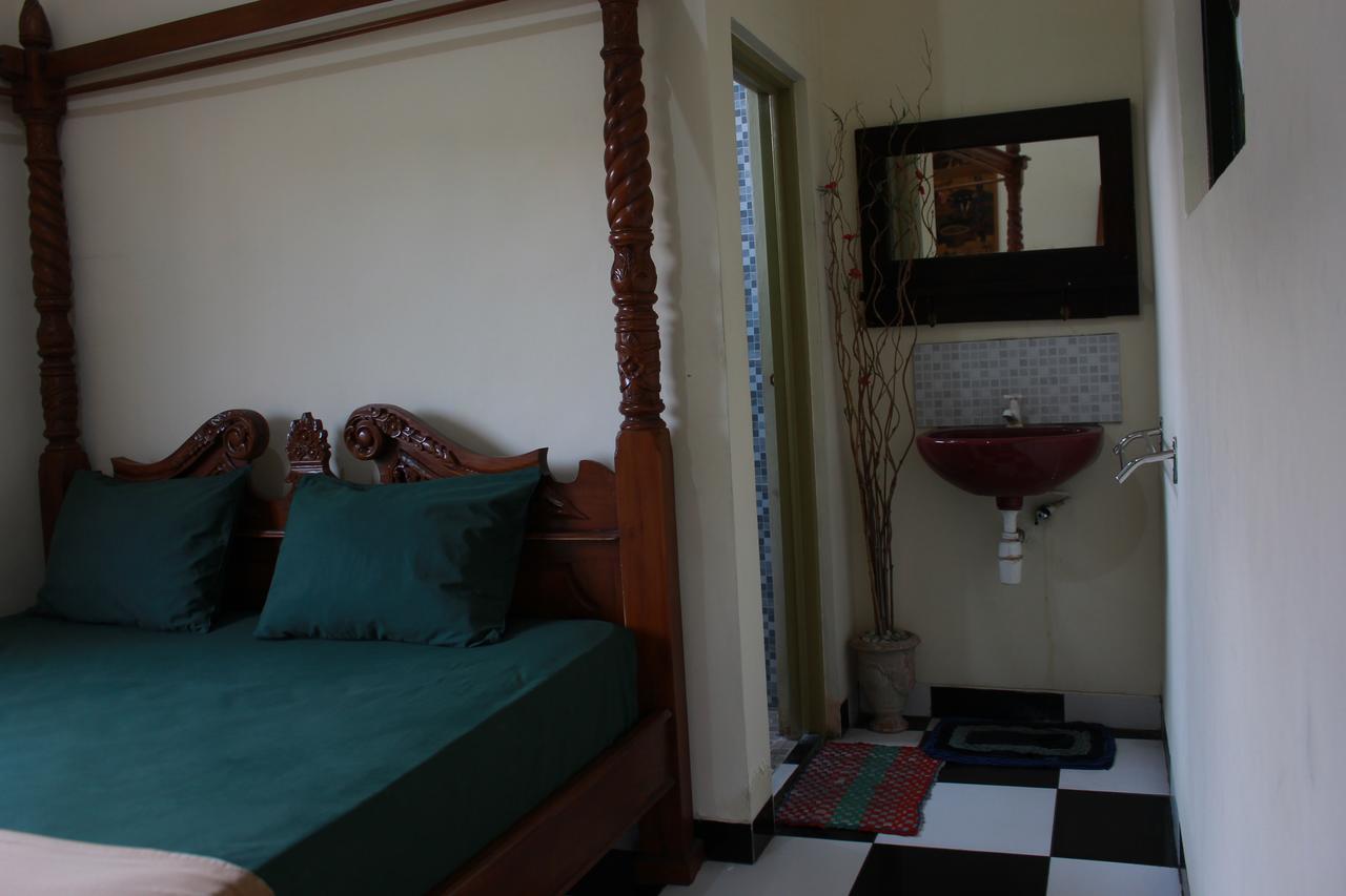 La Javanaise Home Stay Malioboro Yogyakarta Bagian luar foto