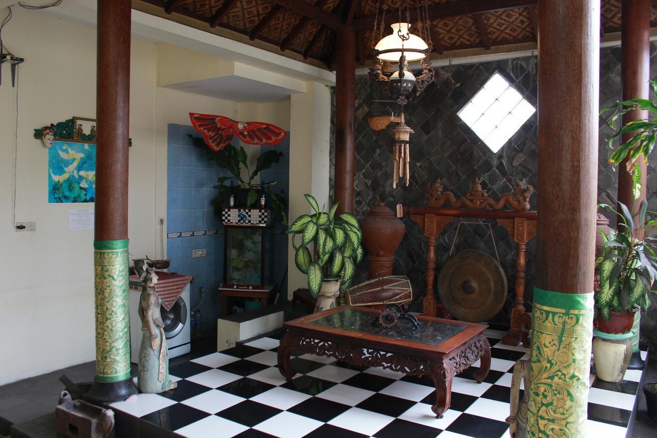 La Javanaise Home Stay Malioboro Yogyakarta Bagian luar foto