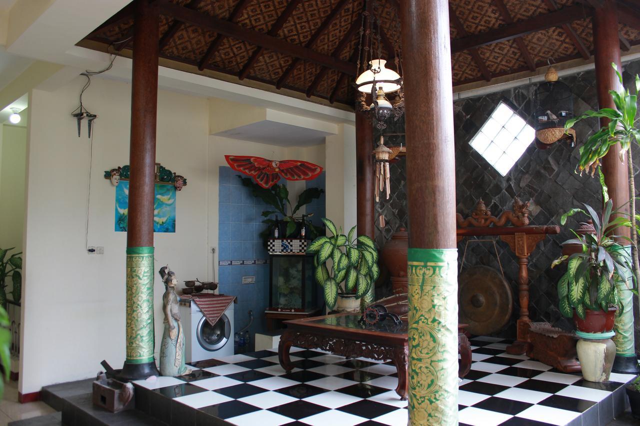 La Javanaise Home Stay Malioboro Yogyakarta Bagian luar foto
