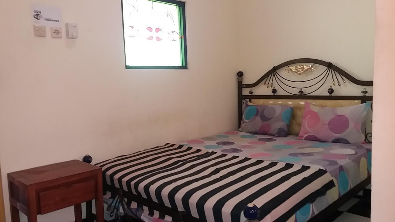 La Javanaise Home Stay Malioboro Yogyakarta Bagian luar foto
