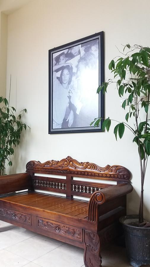 La Javanaise Home Stay Malioboro Yogyakarta Bagian luar foto