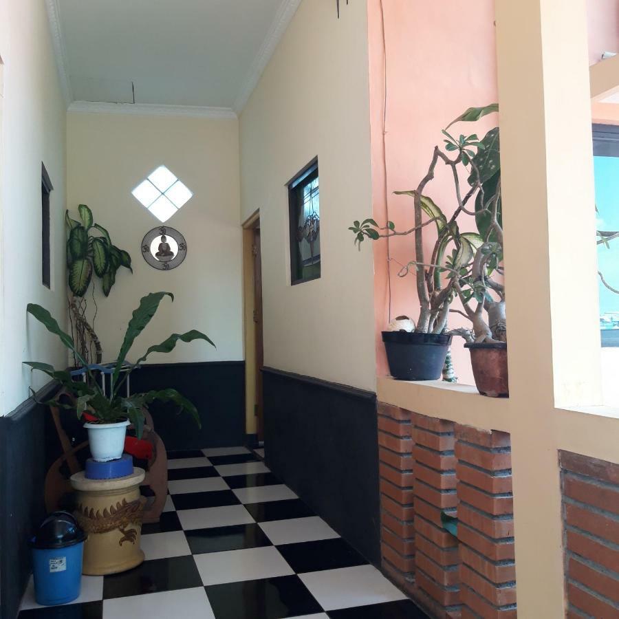 La Javanaise Home Stay Malioboro Yogyakarta Bagian luar foto