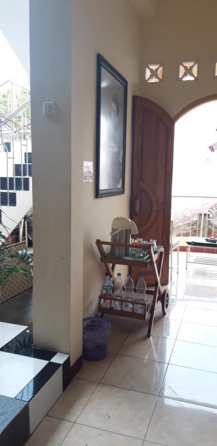 La Javanaise Home Stay Malioboro Yogyakarta Bagian luar foto