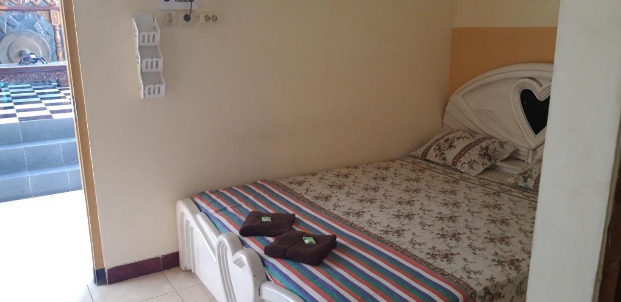 La Javanaise Home Stay Malioboro Yogyakarta Bagian luar foto